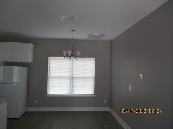 3rd image of 110 Twelve Oaks Ct