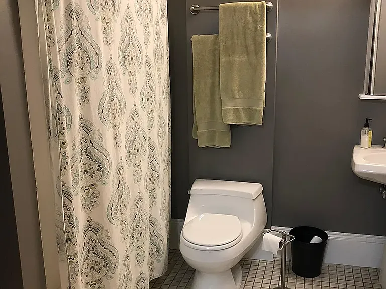 33 Mystic St #2 — Photo 9