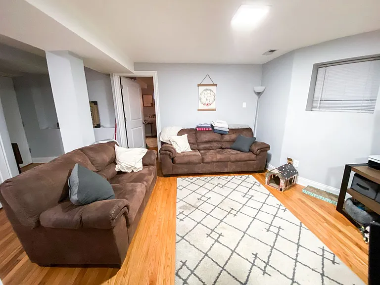 4135-37 N. Greenview Ave. — Photo 5