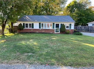 7402 Rockingham Rd, Mentor, OH 44060