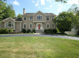85 Meadowview Dr, Trumbull, CT 06611