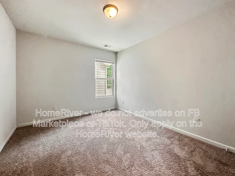 206 Daisy Cir — Photo 18