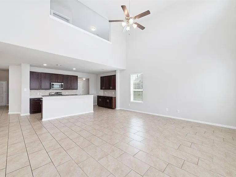 2707 Golden Hills Ct — Photo 6