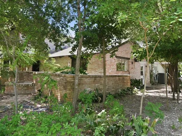 1447 S MAIN ST, Ingleside, TX 78362
