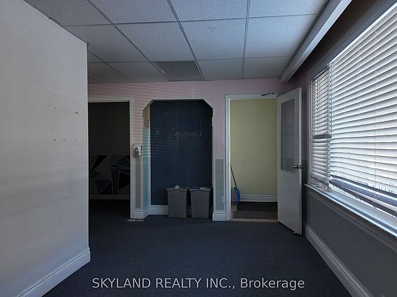 3rd image of 1256 Danforth Rd