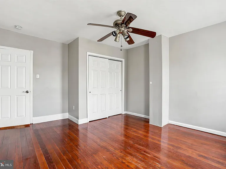 4441 Silverwood St — Photo 14