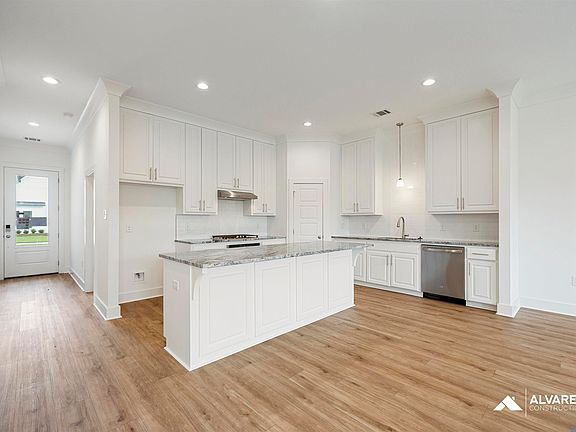 5th image of 1715 Seawolf Dr