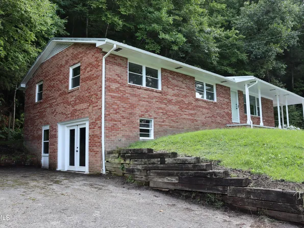 318 Kentucky Ave SE, Norton, VA 24273
