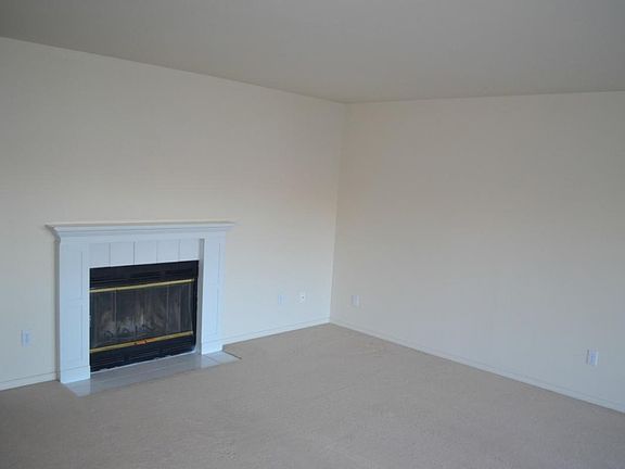 4th image of 2305 W Woodin Ave #D