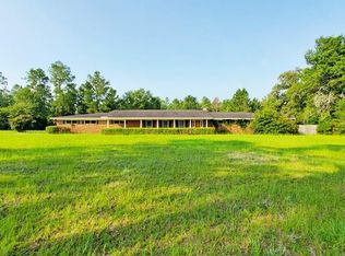 3812 Sylvester Hwy, Albany, GA 31705