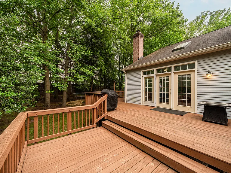 1219 Rowland Dr — Photo 47