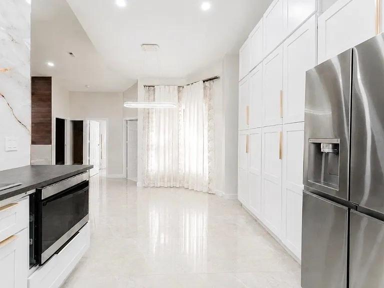 7512 Eagle Point Dr — Photo 8