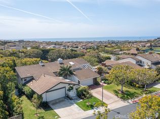 11 Mainsail Dr, Corona Del Mar, CA 92625