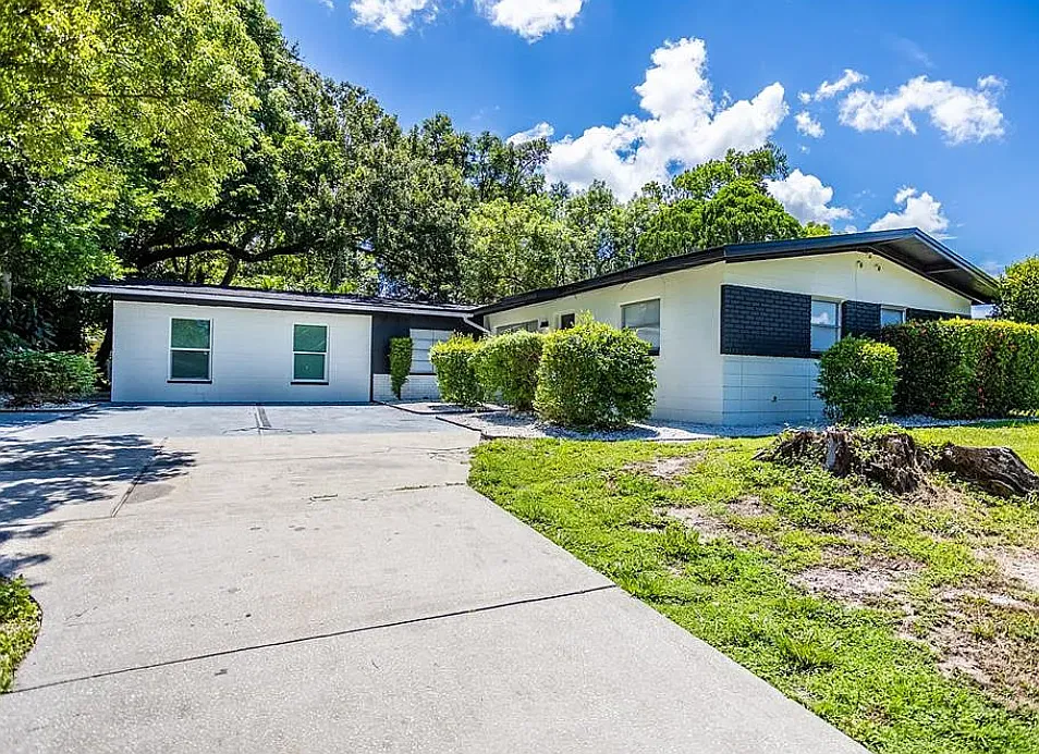 3 bed, $700 — Photo 2