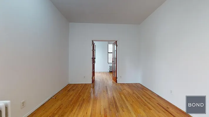 Rented by Bond New York | media 4