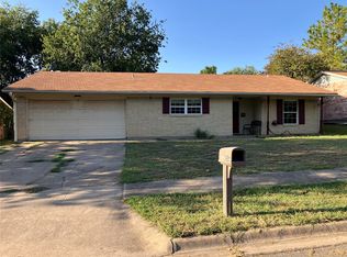 309 E Iowa St, Sherman, TX 75090