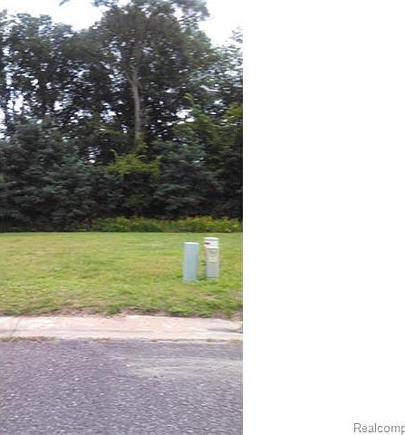 1st image of 24677 Pembrooke Dr