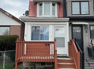 3 Holmesdale Cres, Toronto, ON M6E 1Y3
