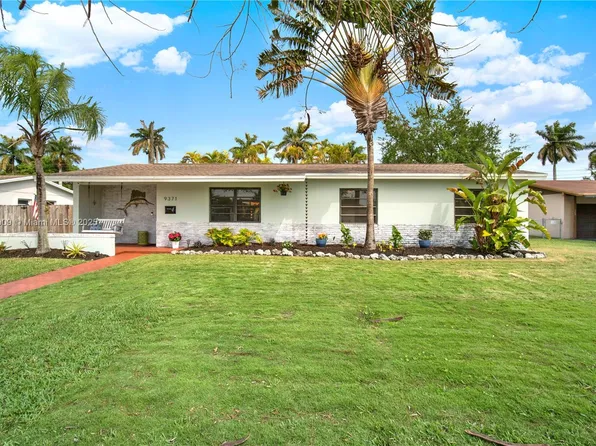 9371 SW 184th Ter, Cutler Bay, FL 33157