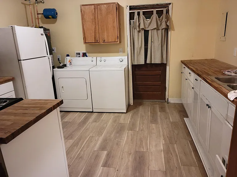 1202 Ridgeland Rd — Photo 2