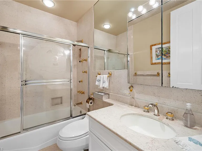 7515 Pelican Bay Blvd #Penthouse D — Photo 34