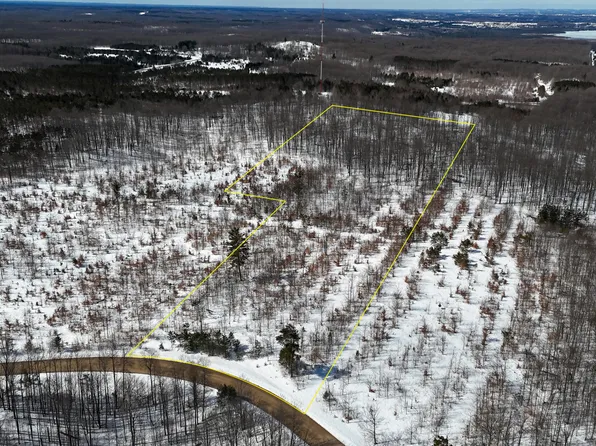 Walker Rd NW, Rapid City, MI 49676