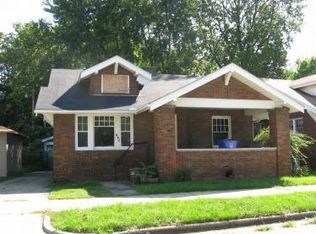 118 S Stone St, Decatur, IL 62521