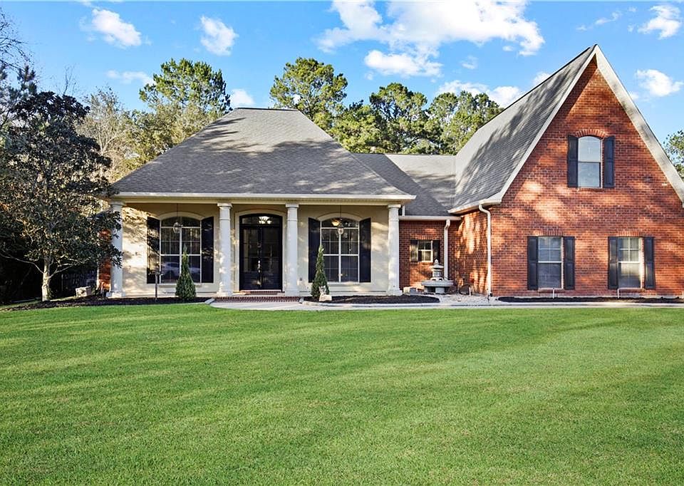 1st image of 264 Thornwood Dr