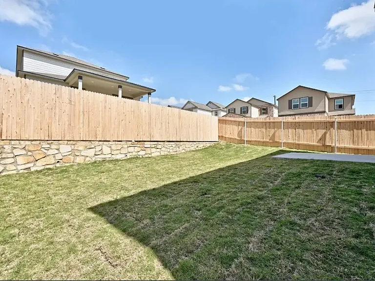 House Finch Dr — Photo 16