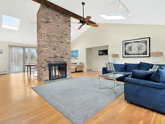 5th image of 58 Windmill Ln