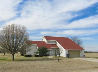145 Diamond Oaks Dr, Nocona, TX 76255