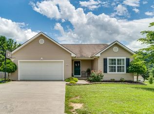 1026 Austin Ridge Ct, Piney Flats, TN 37686