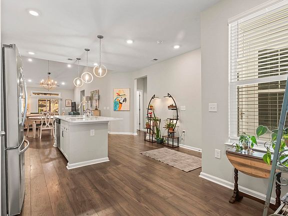 5th image of 4031 Taranto Loop #C