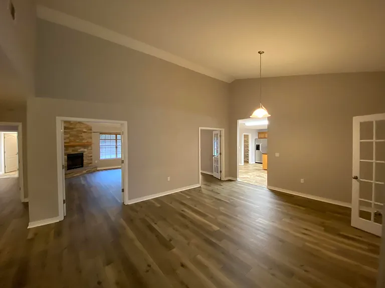 1810 Twin Pine Blvd — Photo 48