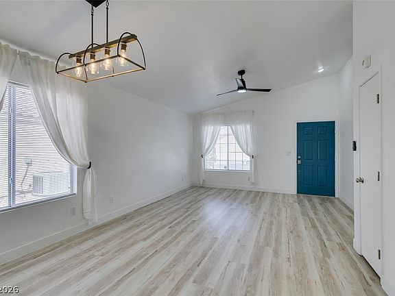4th image of 9643 Riding Ridge Rd