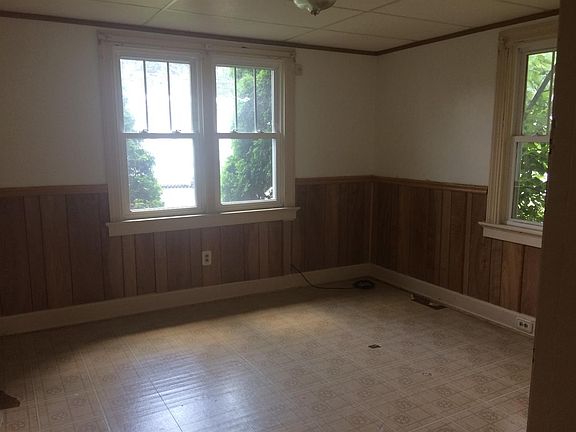 4th image of 1800 Goodman Ave