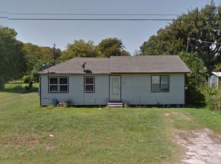 1207 4th St, Palacios, TX 77465