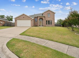 1165 Sopwith Ct, Benbrook, TX 76126