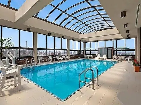 45 E 89th St APT 32A, New York, NY 10128