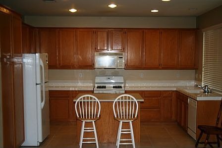5th image of 35032 Dogwood Ct