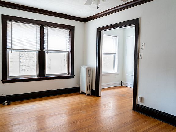 5th image of 4542 N Maplewood Ave #4546-2B