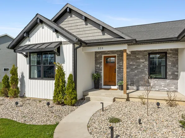 323 Katie Dr, Grand Rapids, MI 49534