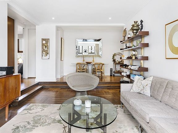 2nd image of 255 W 23rd St APT 5HW