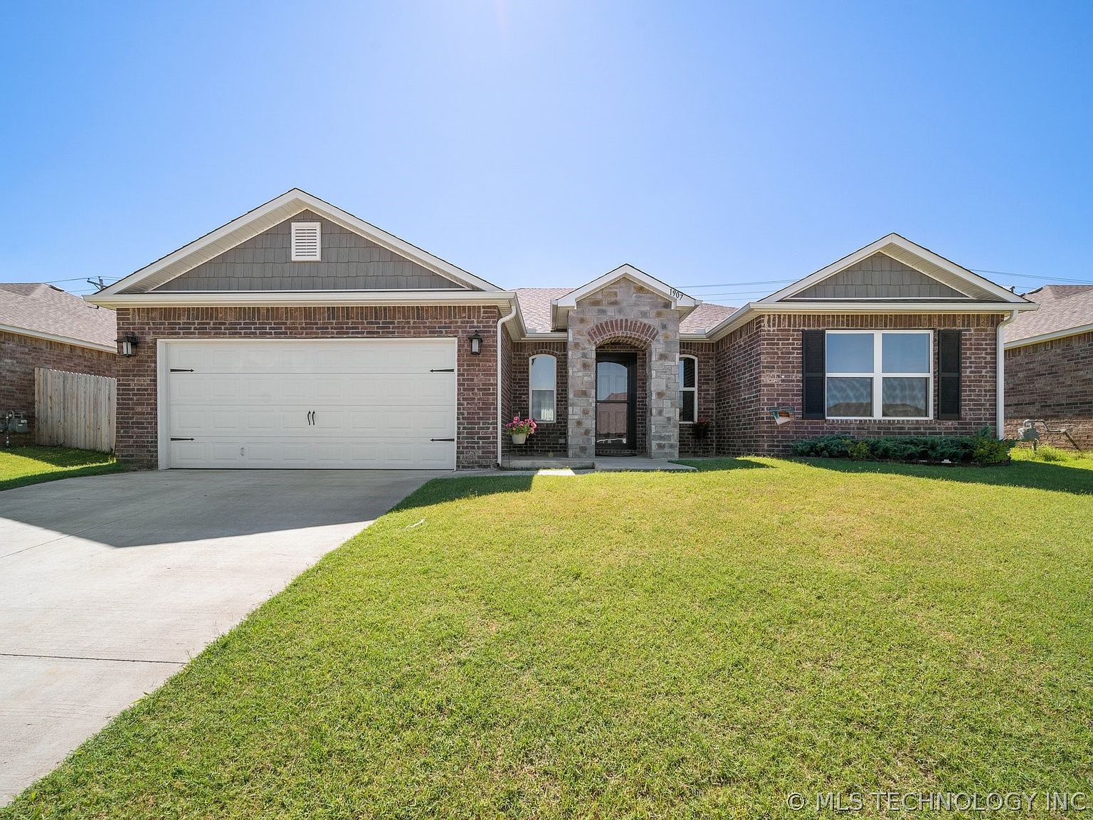 1907 Lakehurst Ln, Claremore, OK 74019 | Zillow