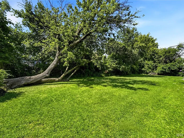 93 Cleveland Ave — Photo 38
