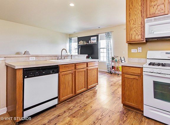 5th image of 204 Parkside Dr