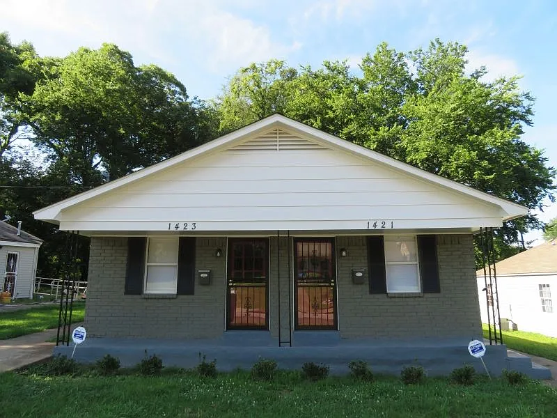 1421 Ledger Rd