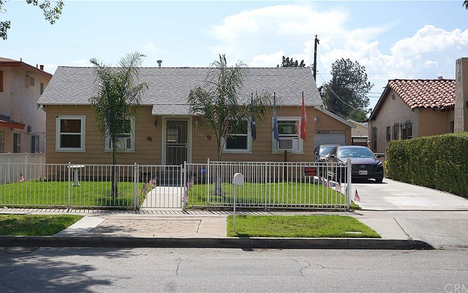 1st image of 1774 N Sierra Way