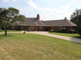 2601 Schellridge Rd, Jefferson City, MO 65109