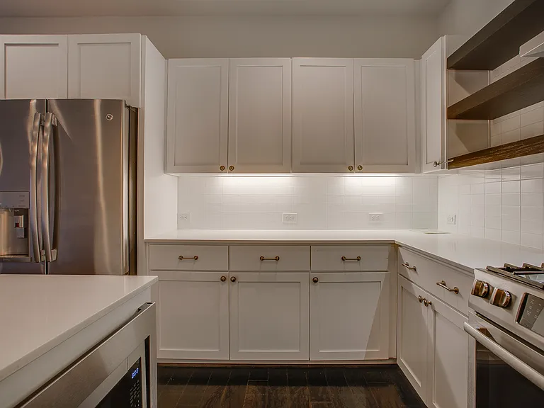 602 Finley Ct — Photo 15